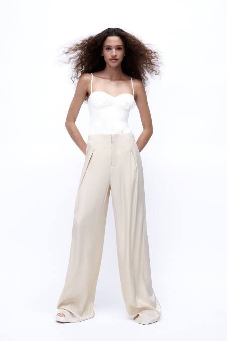 ZARA Linen Blend Corset Bodysuit - White, Women's Fashion, Tops, Sleeveless  on Carousell