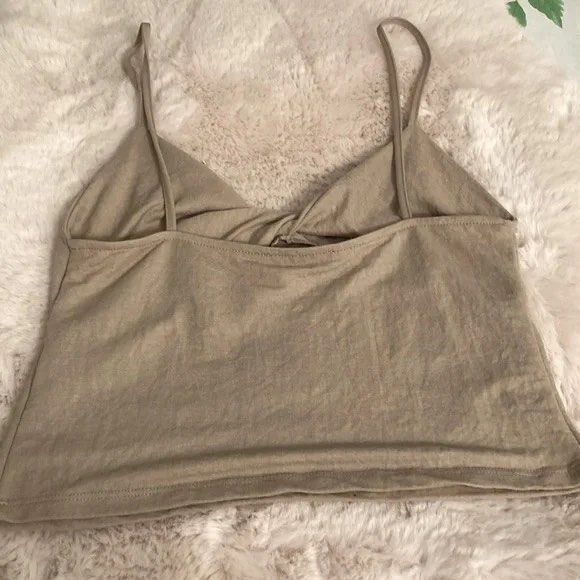 ZARA Oatmeal sleeveless top (Category: Sleeveless) located in Manila. Submitted by eslireque (Listing ID 1241906024, Image 2). Description: BIG SALE!!! Well Used GUARANTEED GENUINE OR GET YOUR MONEY BACK For only: 350 Price online: 1,500 Contact/viber:09171640817 Condition: 5/10 OPEN FOR MEETUPS OR SAME DAY DELIVERY Message me for actual photos .