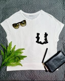 (Category: ) located in . Submitted by styleinabag (Listing ID 1241827564, Image 1). Description: .