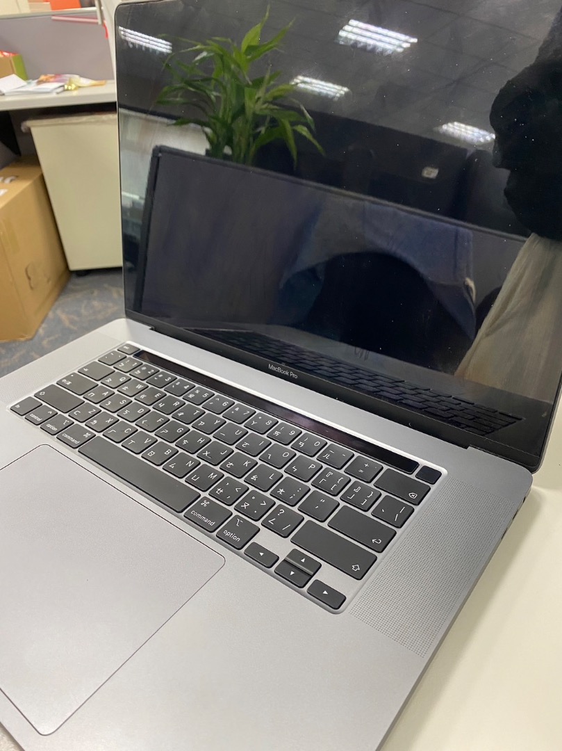 2019 MacBook Pro 16吋, 16GB DDR4, 500GB HD, 6核心Intel Core i7