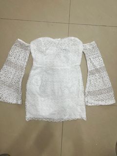 網美風度假白洋裝