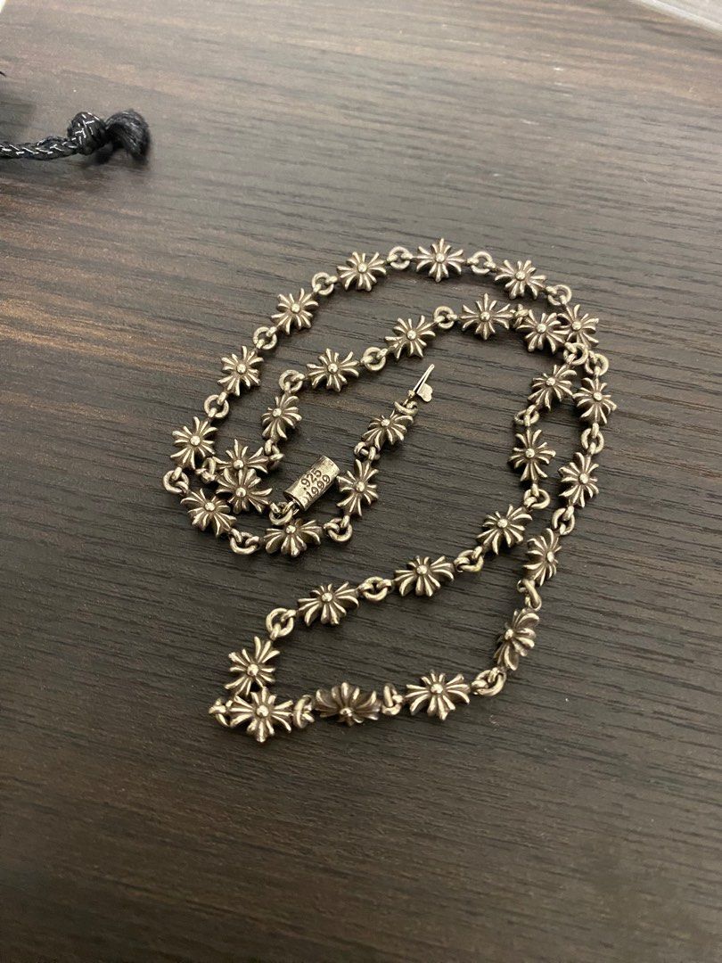 全新蝕讓有單Chrome Hearts Tiny E Plus Necklace, 女裝, 飾物及配件