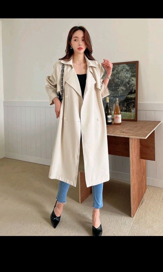 ? spring trench coat in beige, Women's Fashion, Coats, Jackets and  Outerwear on Carousell