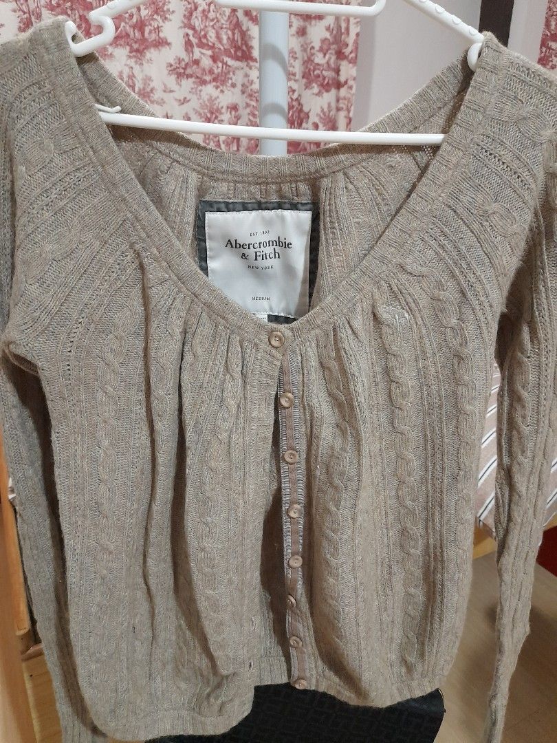 abercrombie knit top
