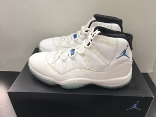 (Category: ) located in . Submitted by sneakerwinner (Listing ID 1241975472, Image 1). Description: .
