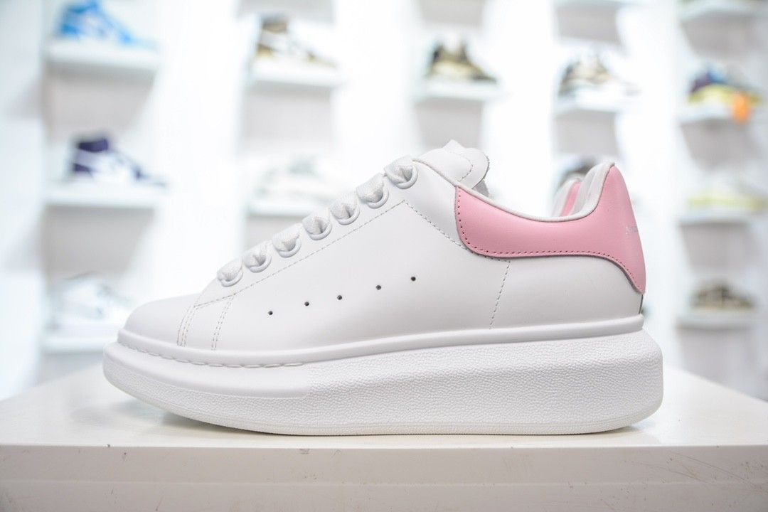 Mid season sale discount sneakers
