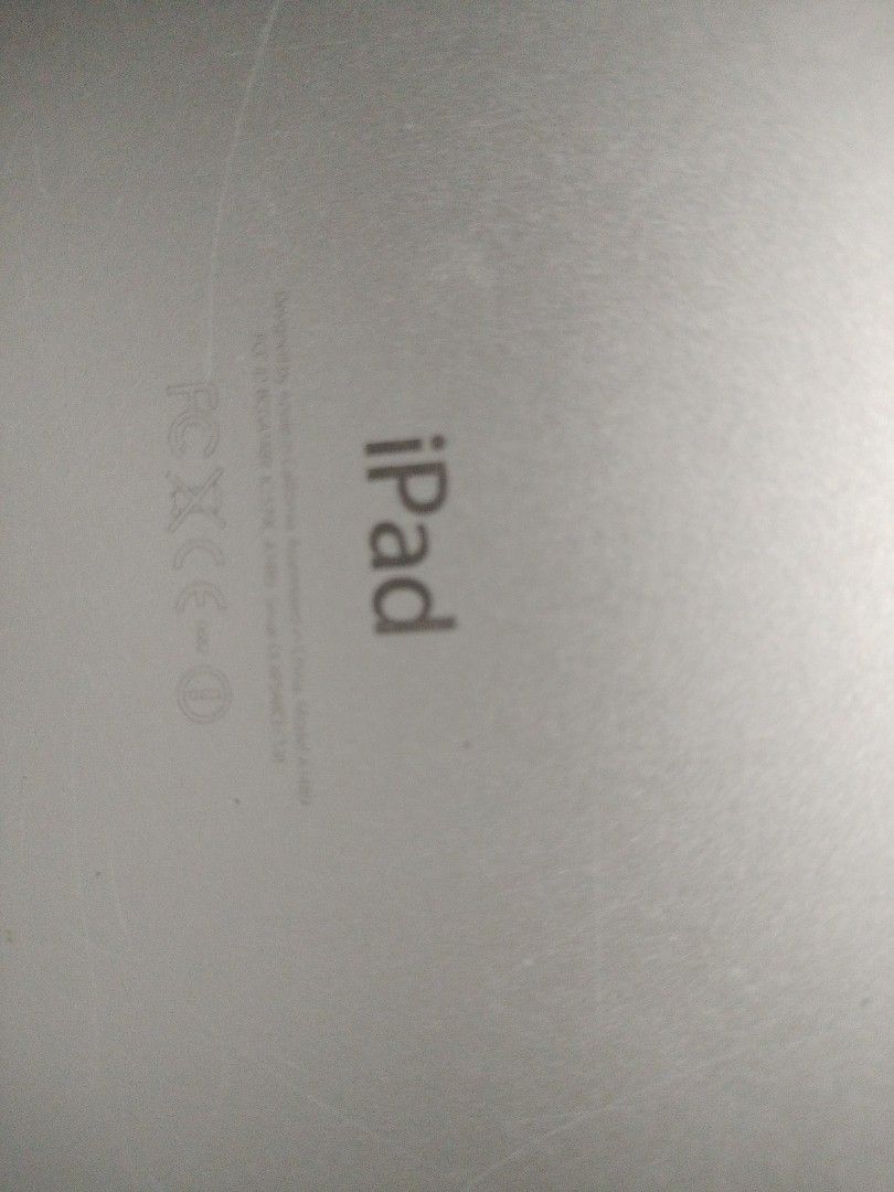 Apple Ipad (Category: iPad) located in Cavite. Submitted by indigence (Listing ID 1242009434, Image 3). Description: needs battery replacement not charging marked down rush sale.