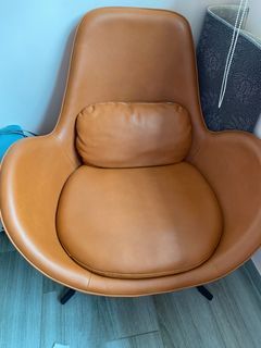 Armchair selling at $200