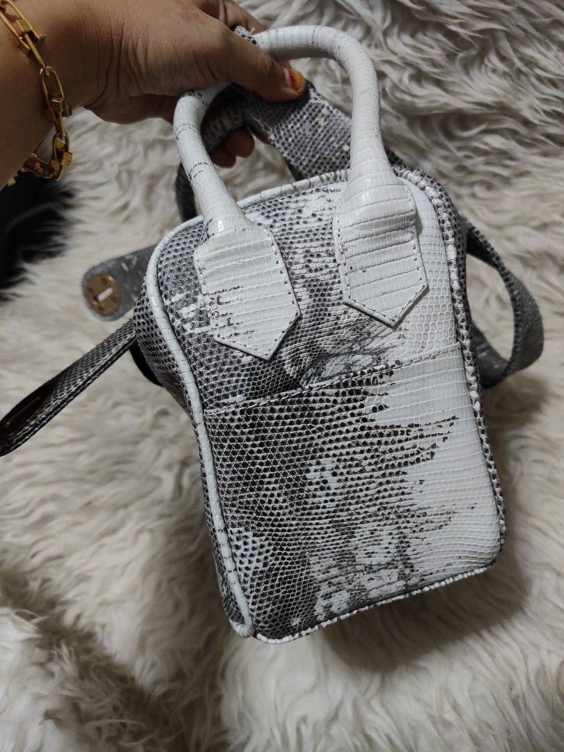 Authentic lizard skin bag, Luxury, Bags & Wallets on Carousell