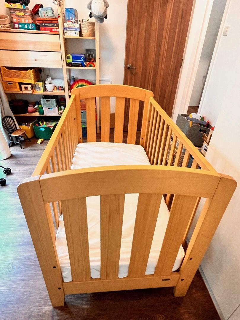 Mamas and papas on sale vico cot bed