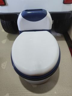 Baby potty trainer toilet
