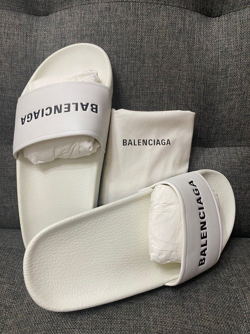 BALENCIAGA WHITE SLIDE on Carousell