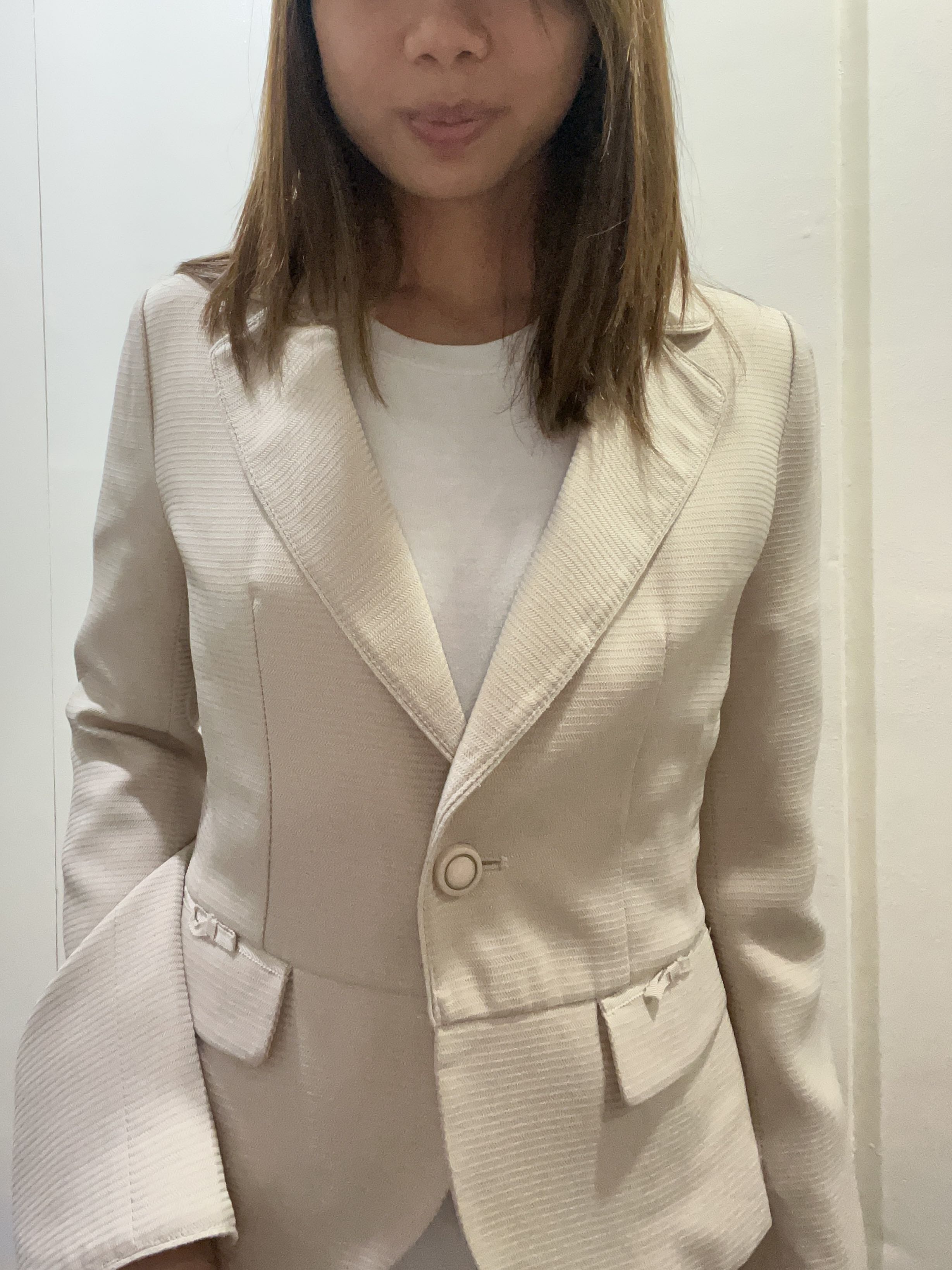 Beige Blazer, Women's Fashion, Coats, Jackets and Outerwear on Carousell