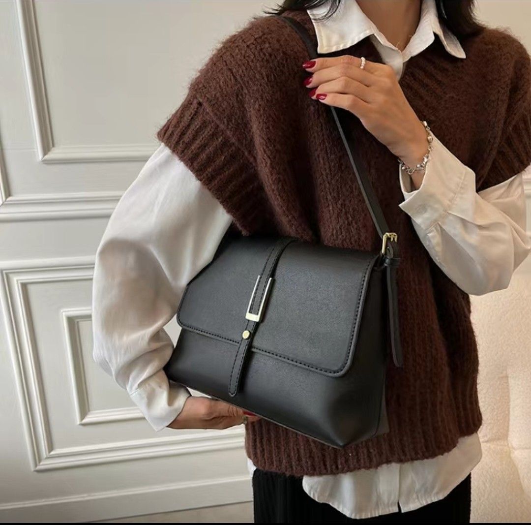 Left shoulder sling bag 2025