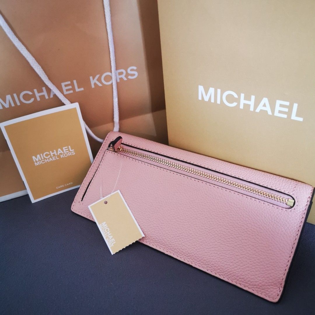 Michael kors 2025 pastel pink wallet