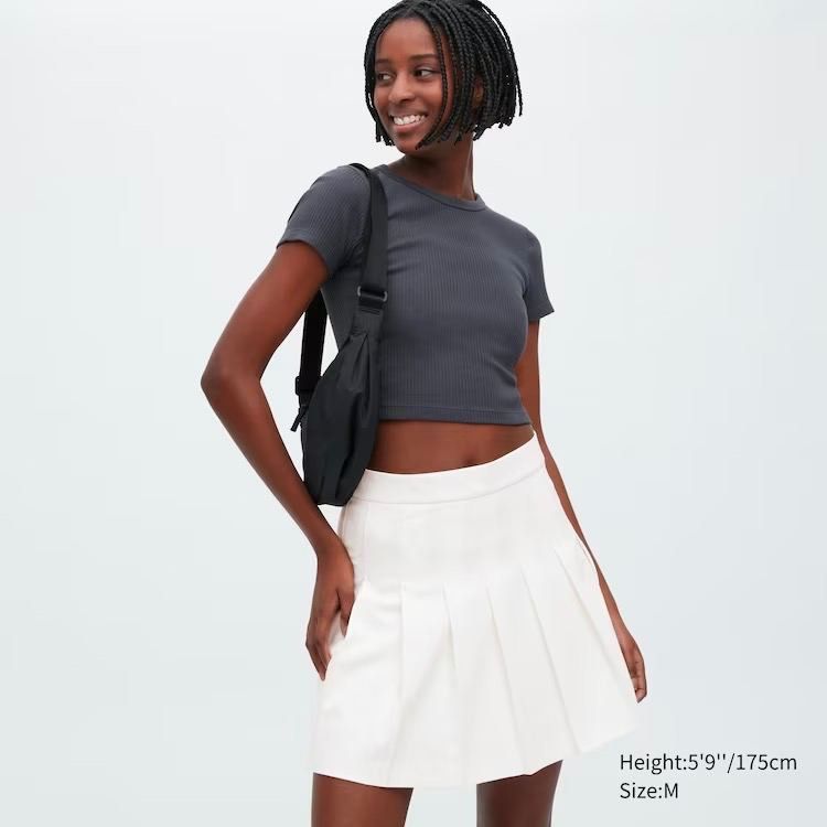 Pleated mini skirt 5t discount