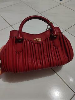 Found 30 results for beg bonia, Bags & Wallets in Malaysia - Buy & Sell Bags  & Wallets 