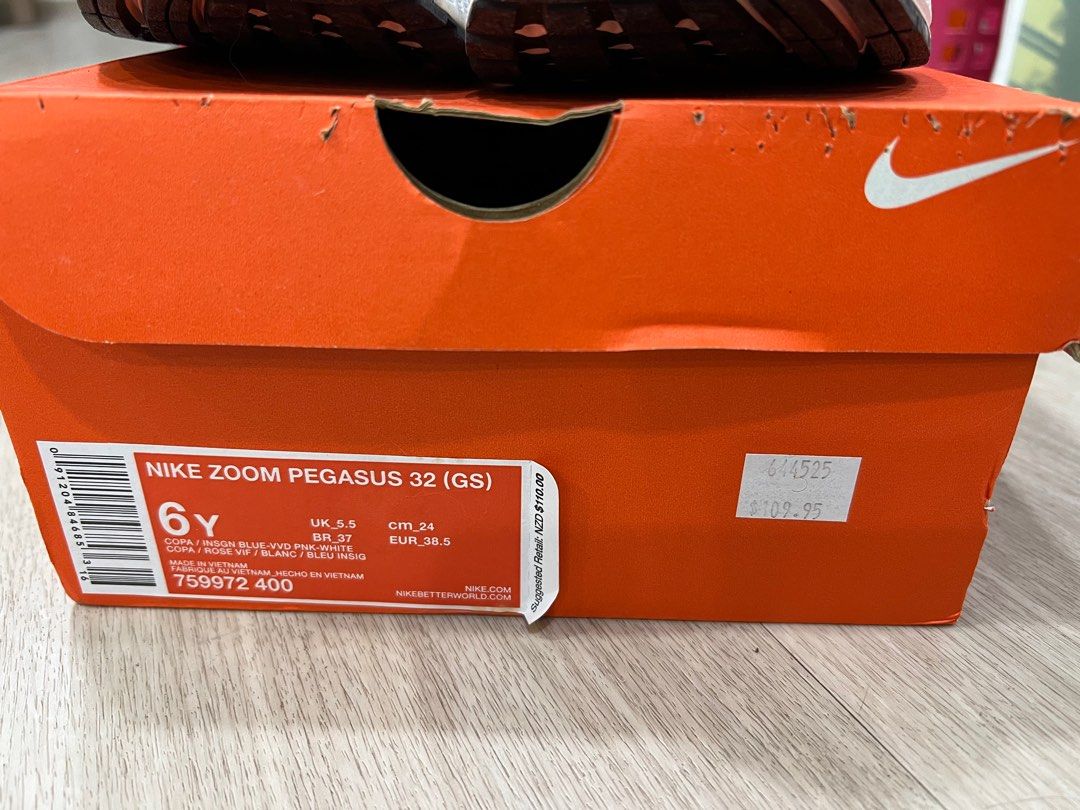 Brand new 6Y Nike Zoom Pegasus 32 GS Women s Fashion Footwear