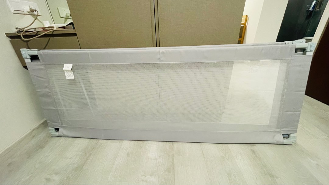 [Brand new !!!] Bed guards, Babies & Kids, Baby Nursery & Kids