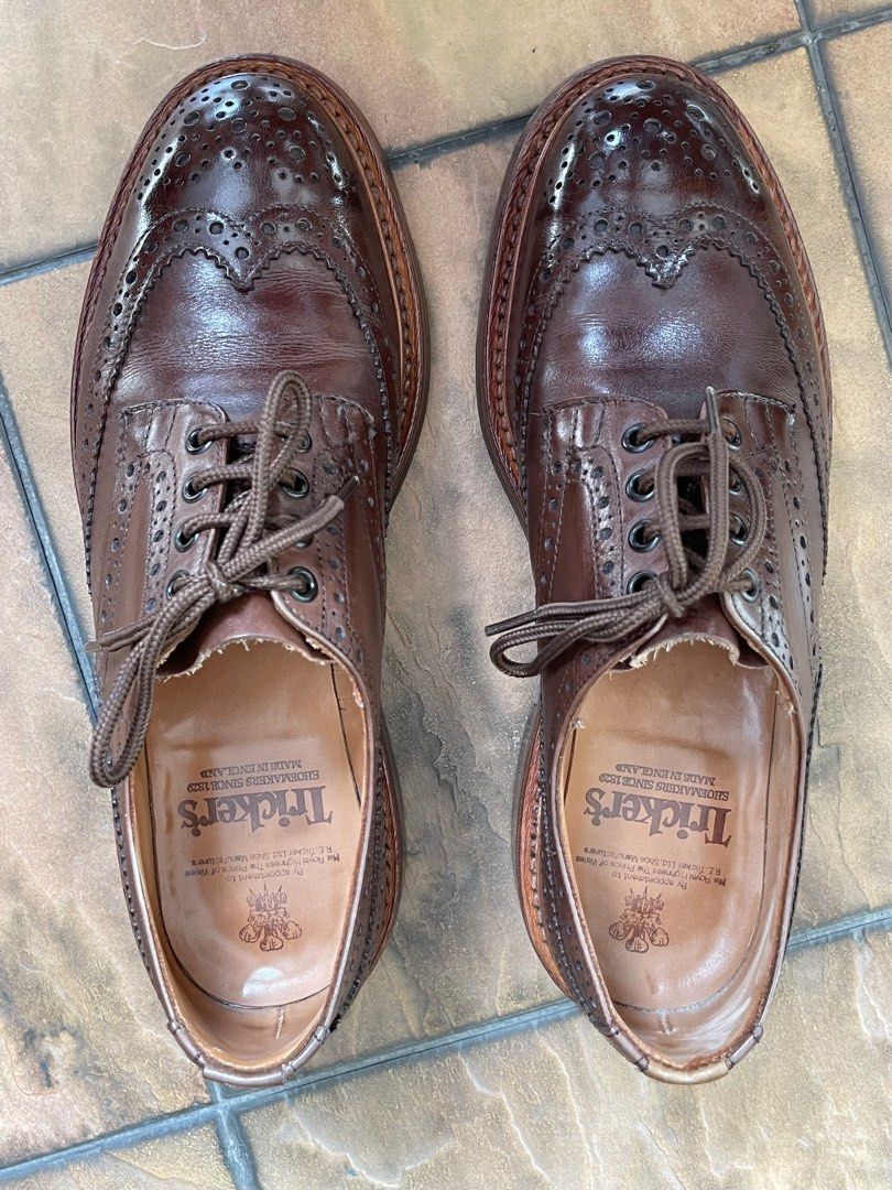 Tricker's bourton store