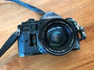 Video: Making a DIY lens using a disposable film camera: Digital