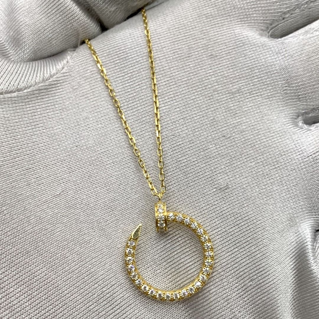 Cartier star hotsell necklace