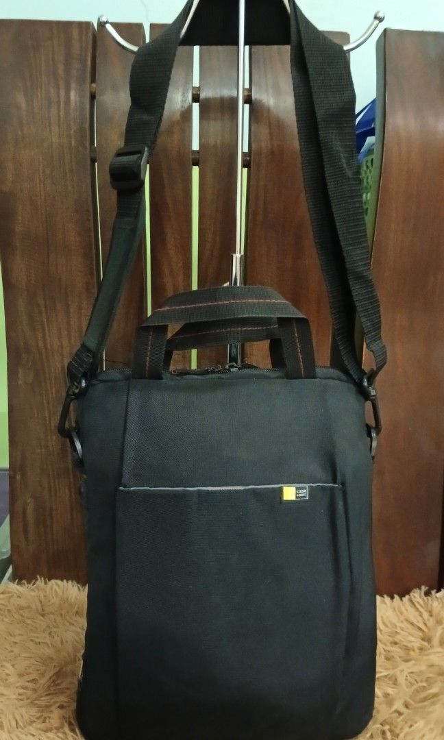 case logic sling Men s Fashion Bags Sling Bags on Carousell