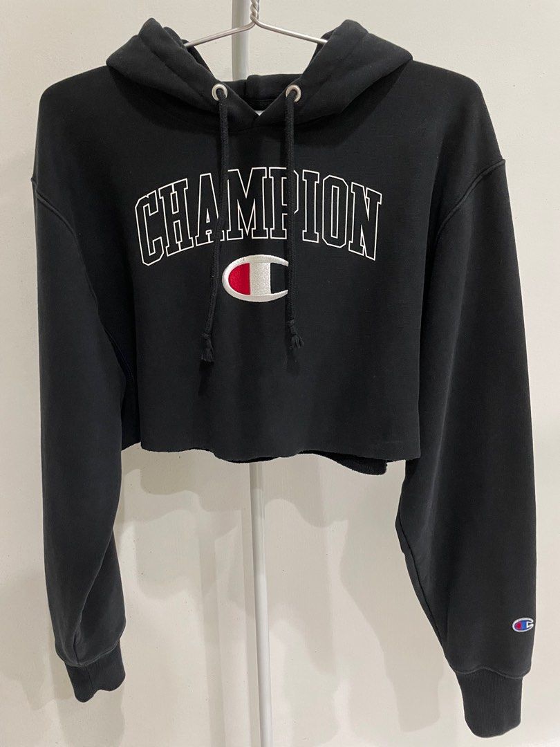 Black champion store cropped hoodie