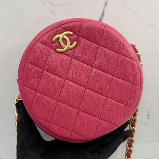 Chanel White/Black Pink Mirrored 71198 L7631 Camellia Runway Round