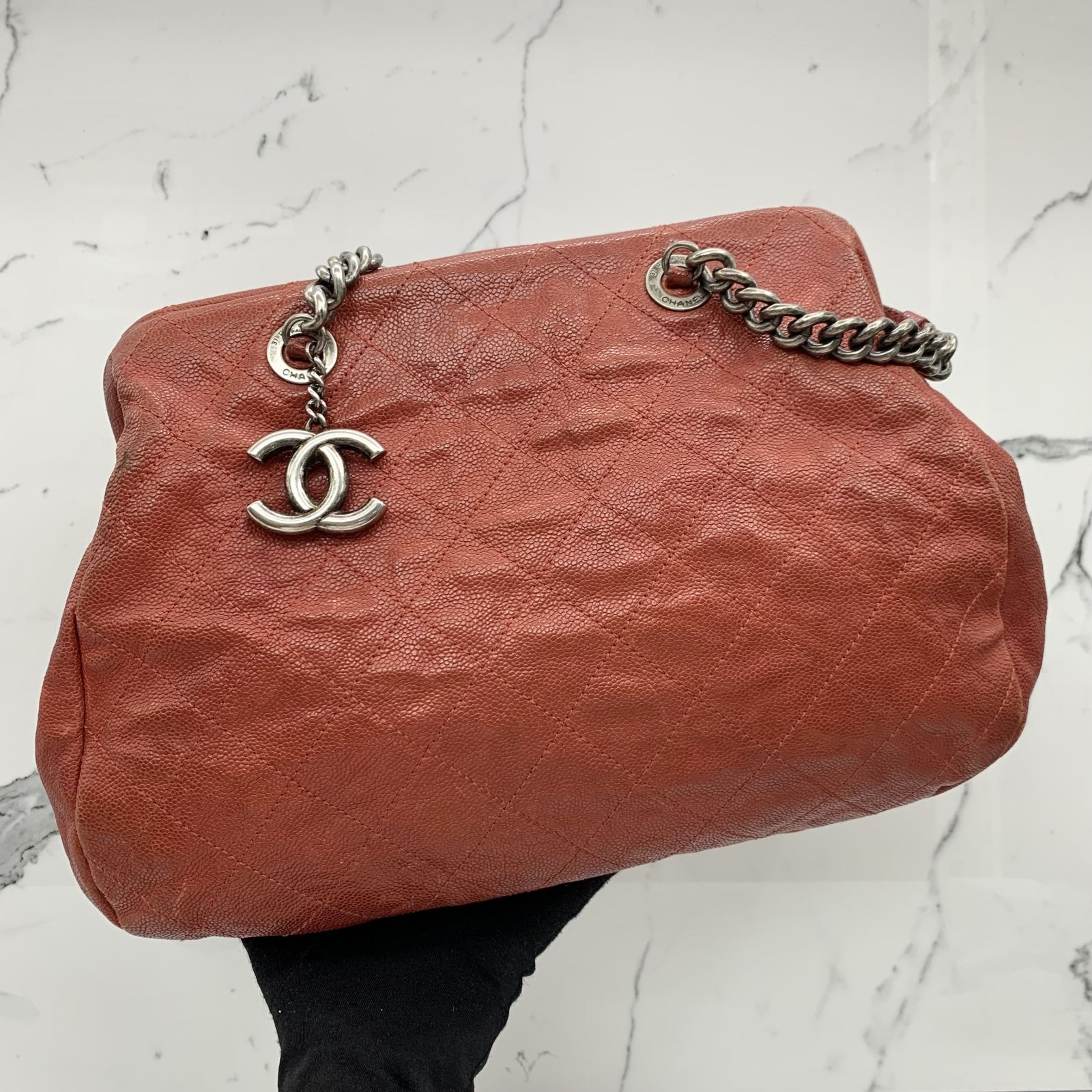 CHANEL CAVIAR SKIN RED MADEMOISELLE CHAIN NO.15 NO CARD SHOULDER BAG  237019717 WE, Luxury, Bags & Wallets on Carousell