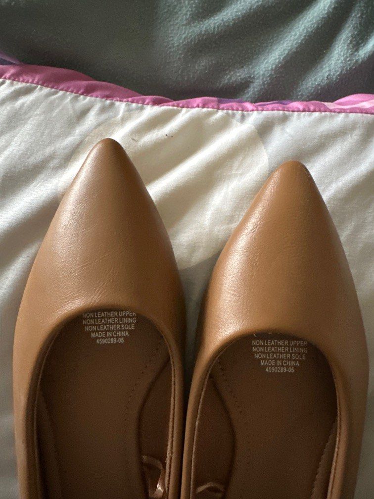 Non leather flats top