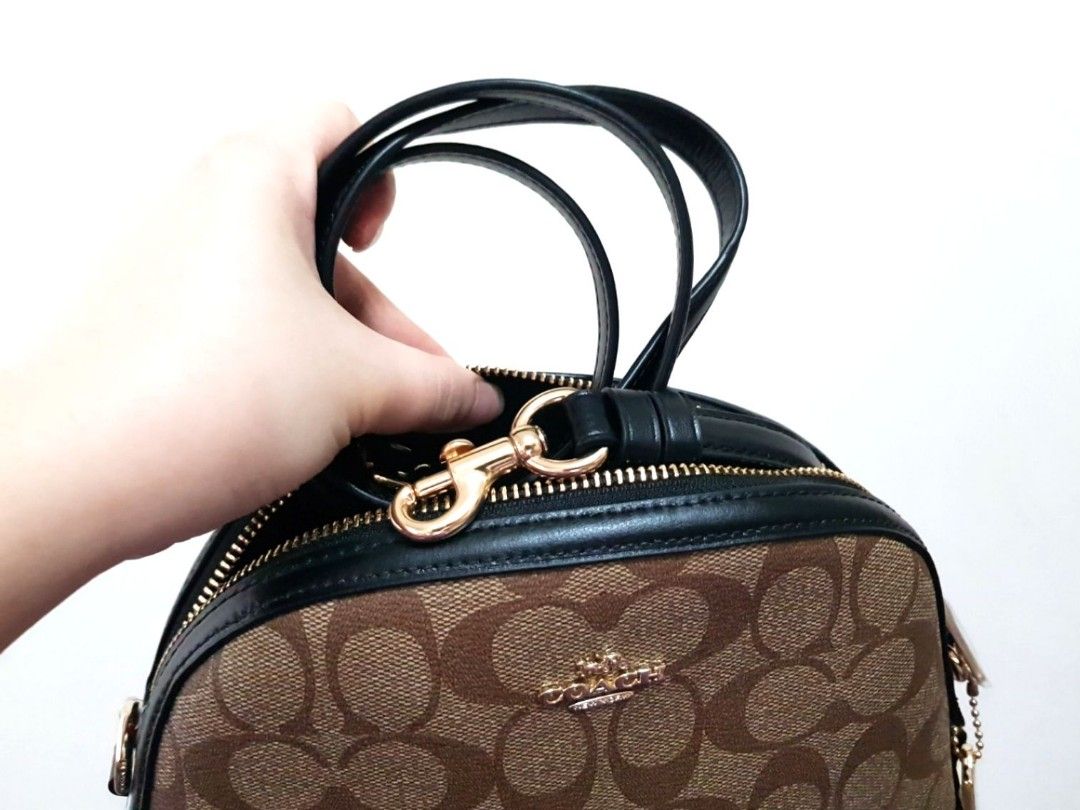 Coach Dome Crossbody Bag Signature Women s Fashion Bags Wallets Cross body Bags on Carousell