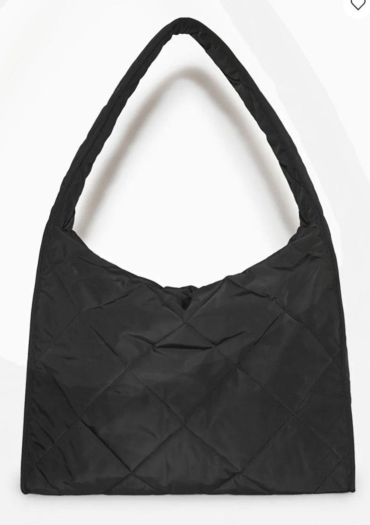 COS Diamond Quilted Bag (Oversize), Women's Fashion, Bags & Wallets ...