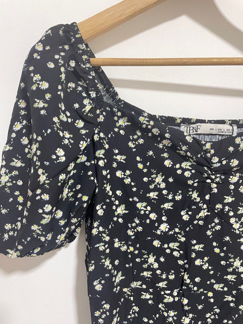 Daisy print midi dress hot sale