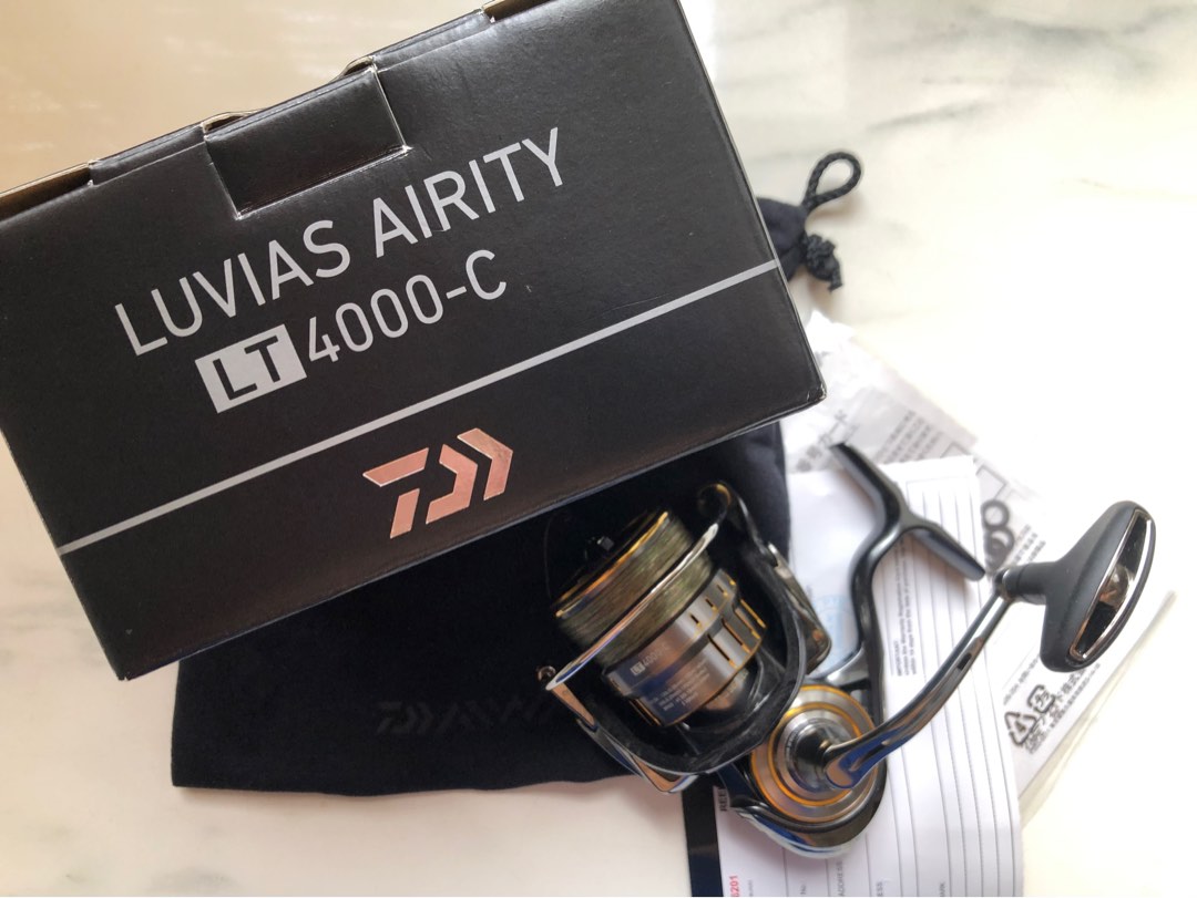 Daiwa Luvias Airity LT4000-C jigging fishing reel, Sports