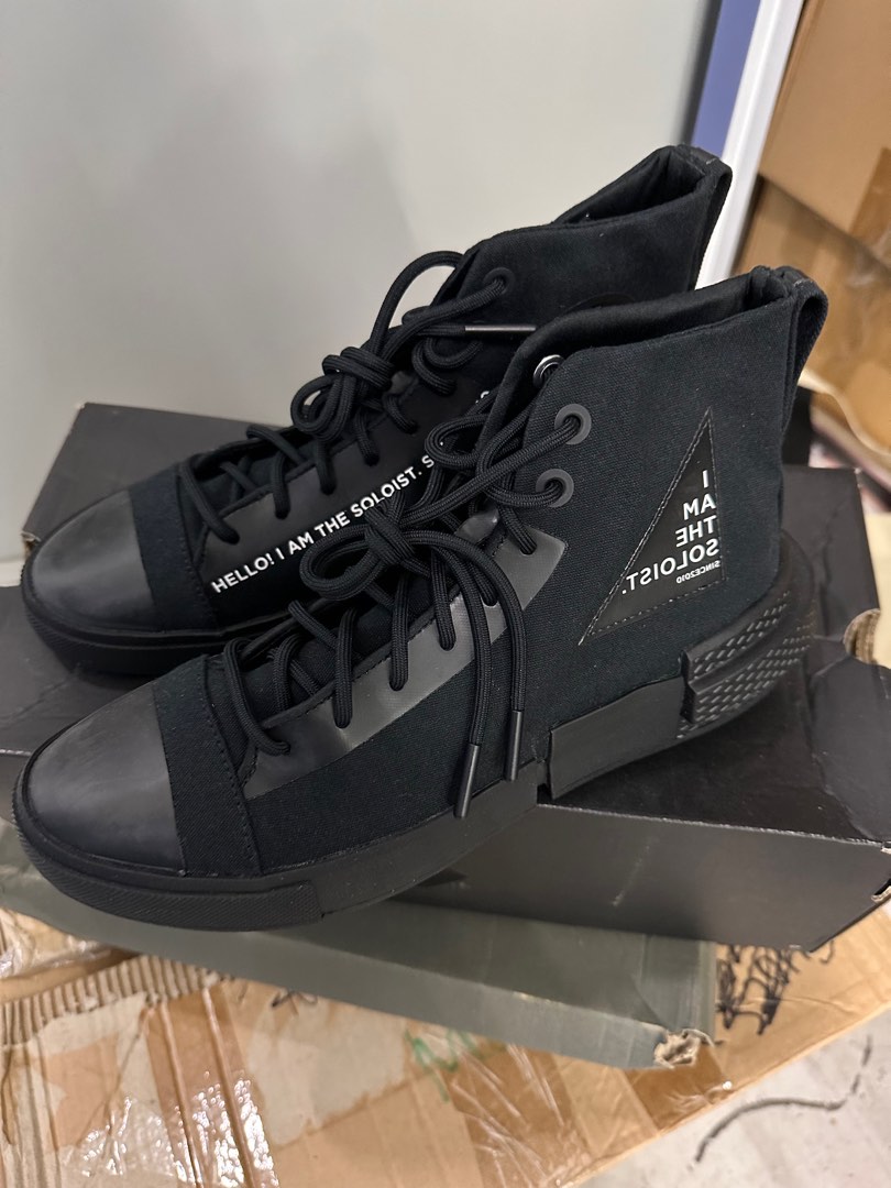 I am the soloist hot sale converse