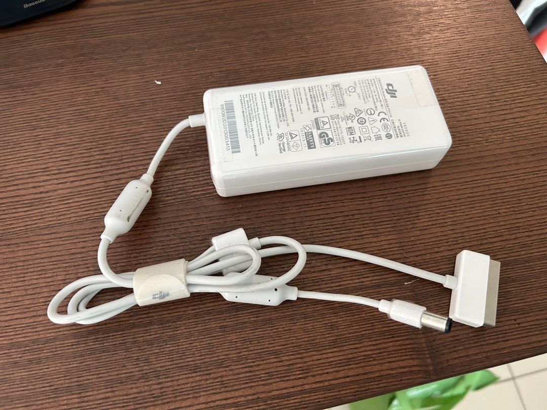 Dji phantom 4 pro outlet charger