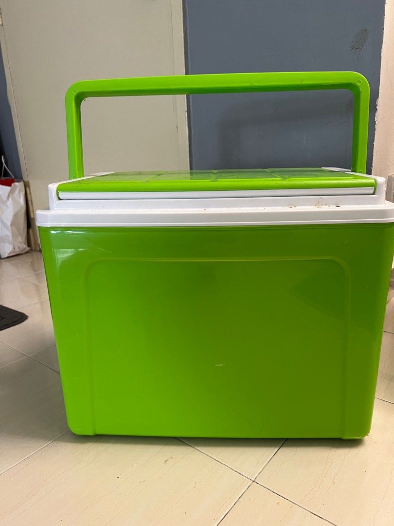 Dragonware hotsell cooler box