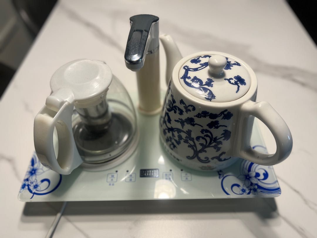 Electronic water heater tea set, Furniture & Home Living, Kitchenware