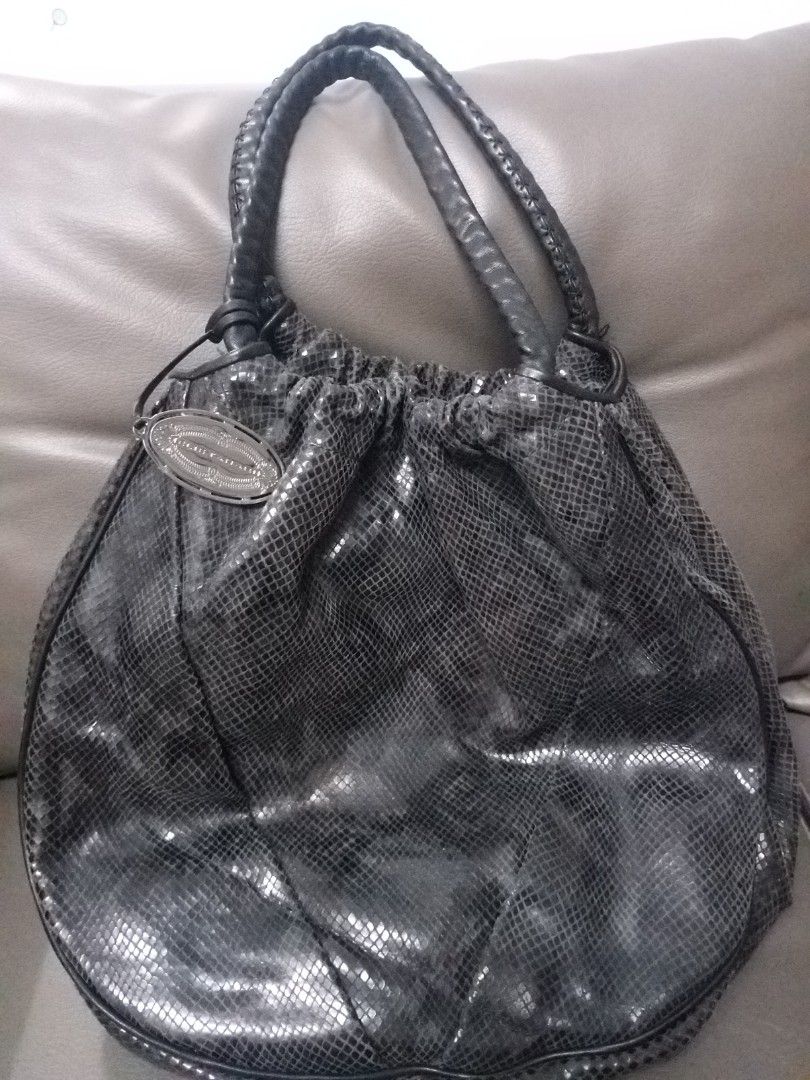 Tas tote seken murah Elie Tahari bags Fesyen Wanita Tas Dompet di Carousell
