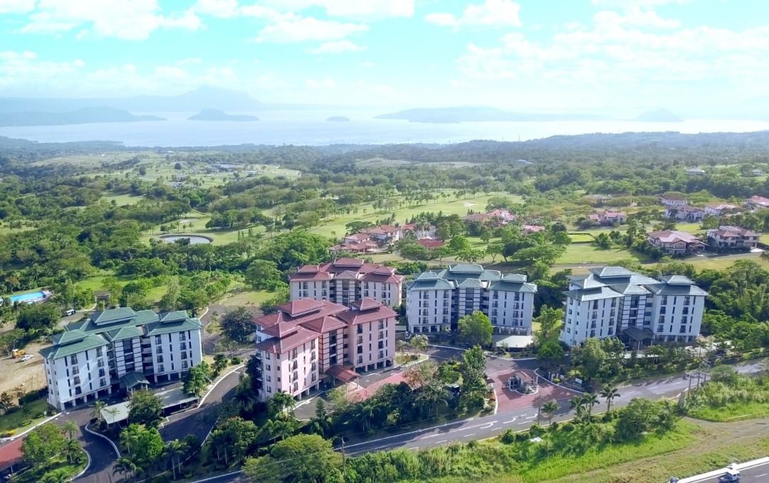Fairways view condominiums for sale in Tagaytay highlands, Property