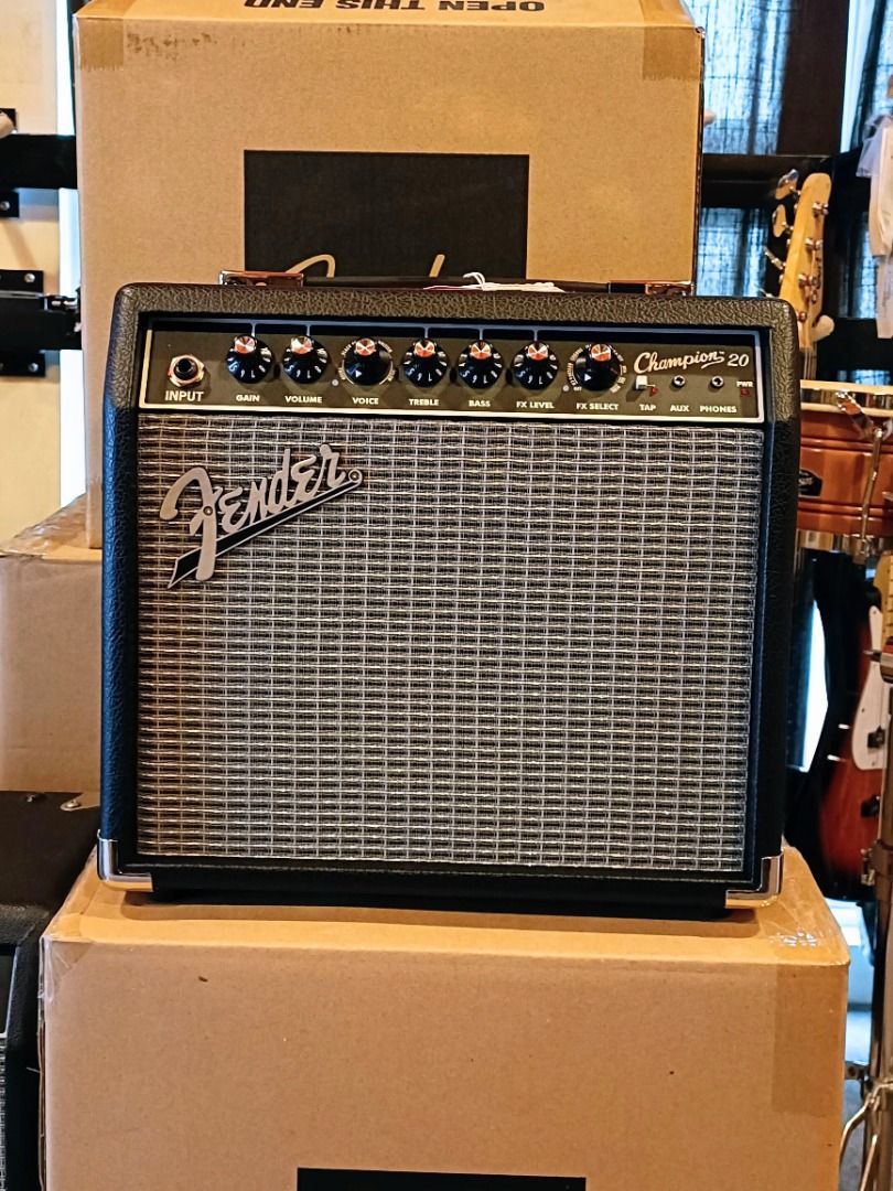 Fender guitar amp Fender champion 20 amp fender guitar amplifier fender champion 20 guitar combo