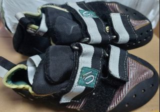 （分類：）位於 。 由 tngpty 提交（商品編號 1242135129，圖片 1）。簡介： 。