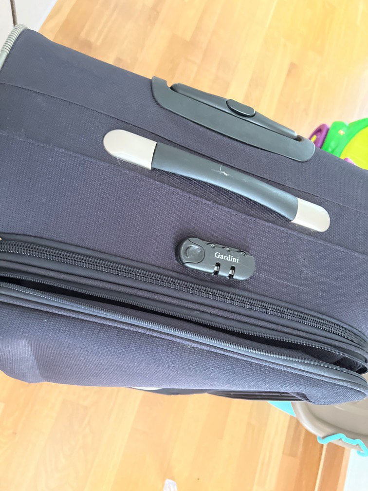 Gardini Luggage, Hobbies & Toys, Travel, Luggages on Carousell