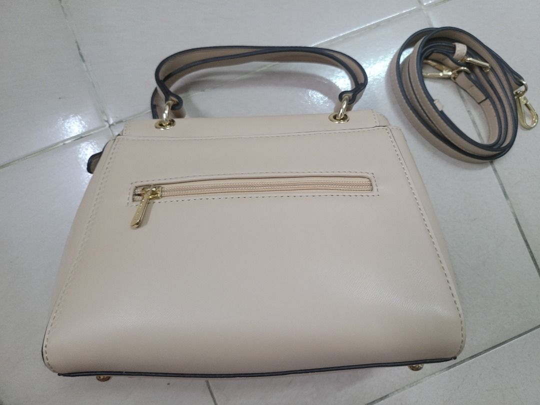 Giossardi sling deals bag price