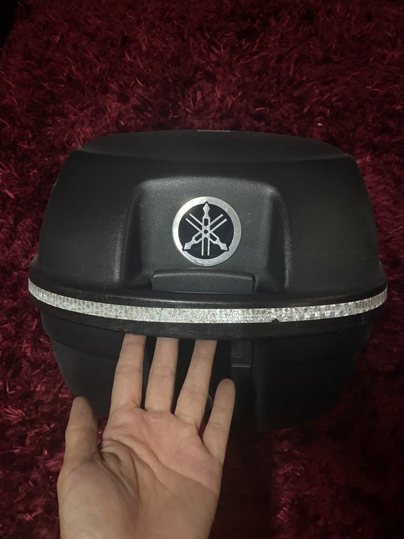 Givi Box On Carousell