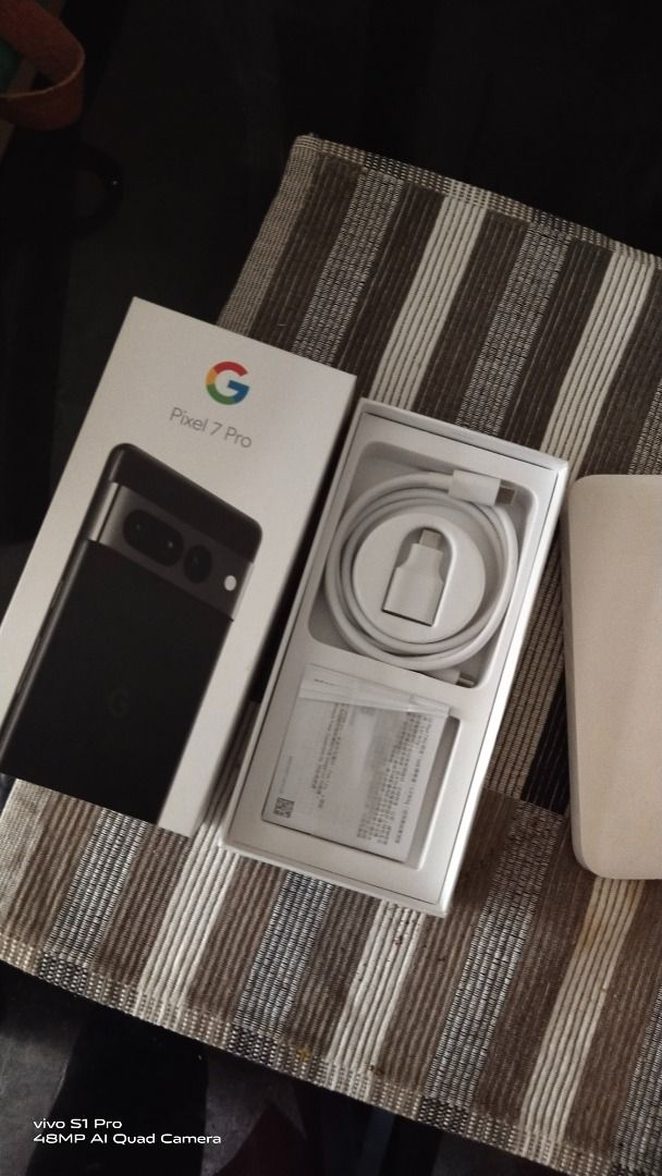 Google Pixel 7 Pro with warranty till 2026(Spore store), Mobile Phones