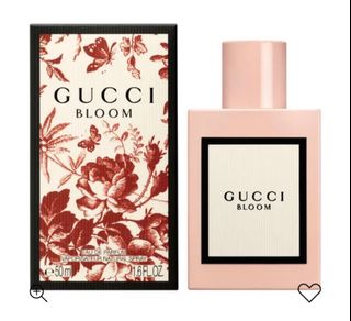 (Category: ) located in . Submitted by clearing_wardrobes (Listing ID 1241980801, Image 1). Description: .