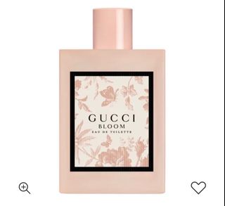 (Category: ) located in . Submitted by clearing_wardrobes (Listing ID 1241983890, Image 1). Description: .