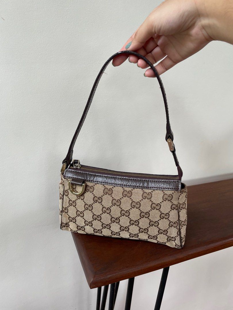 Gucci d sales ring pochette